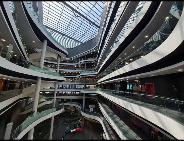 4,000M² OFFICE TO LET IN SANDTON CENTRAL